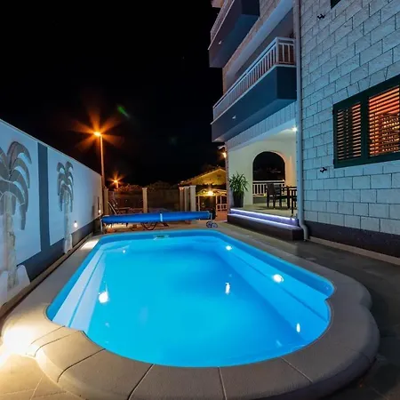 Apartman In With Sea View, Balcony, Air Conditioning, W-lan 3553-3 *