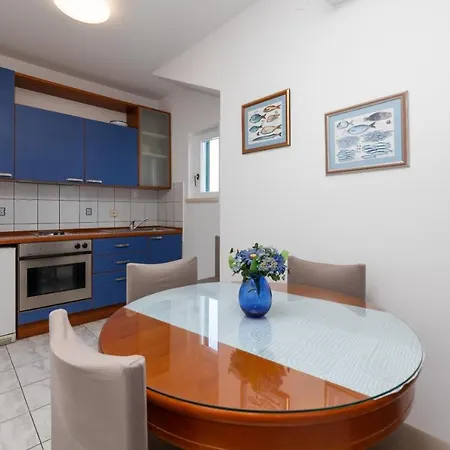 Apartman In With Sea View, Balcony, Air Conditioning, W-lan 3553-3 *
