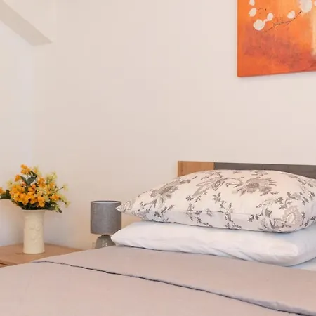 In With Sea View, Balcony, Air Conditioning, W-lan 3553-3 Apartman Supetar