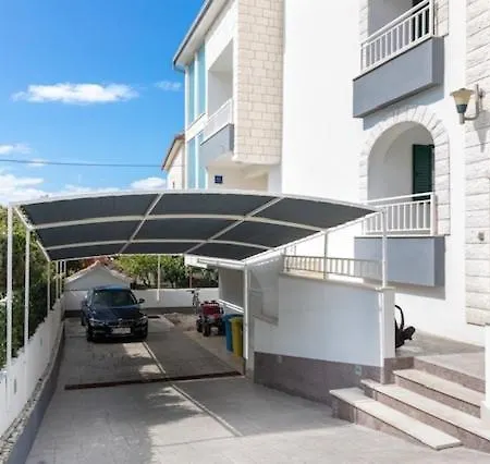 In With Sea View, Balcony, Air Conditioning, W-lan 3553-3 Apartman *